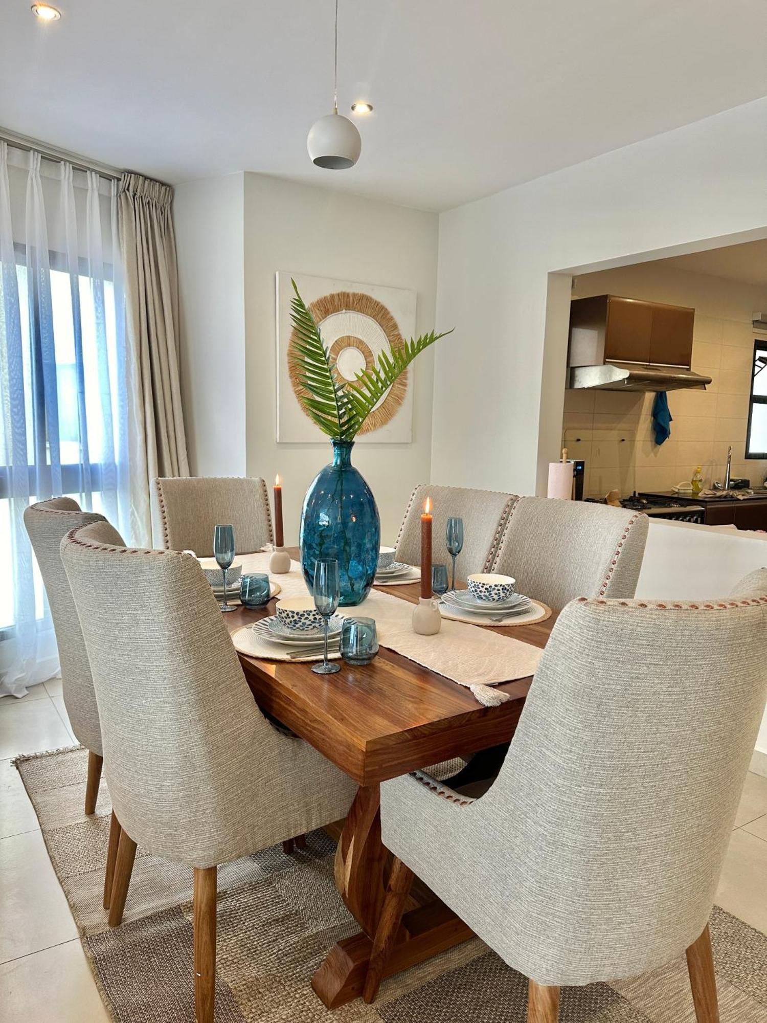 Coastalhome 75Inch Tv 5Min Drive To The City & Beach 达累斯萨拉姆 外观 照片