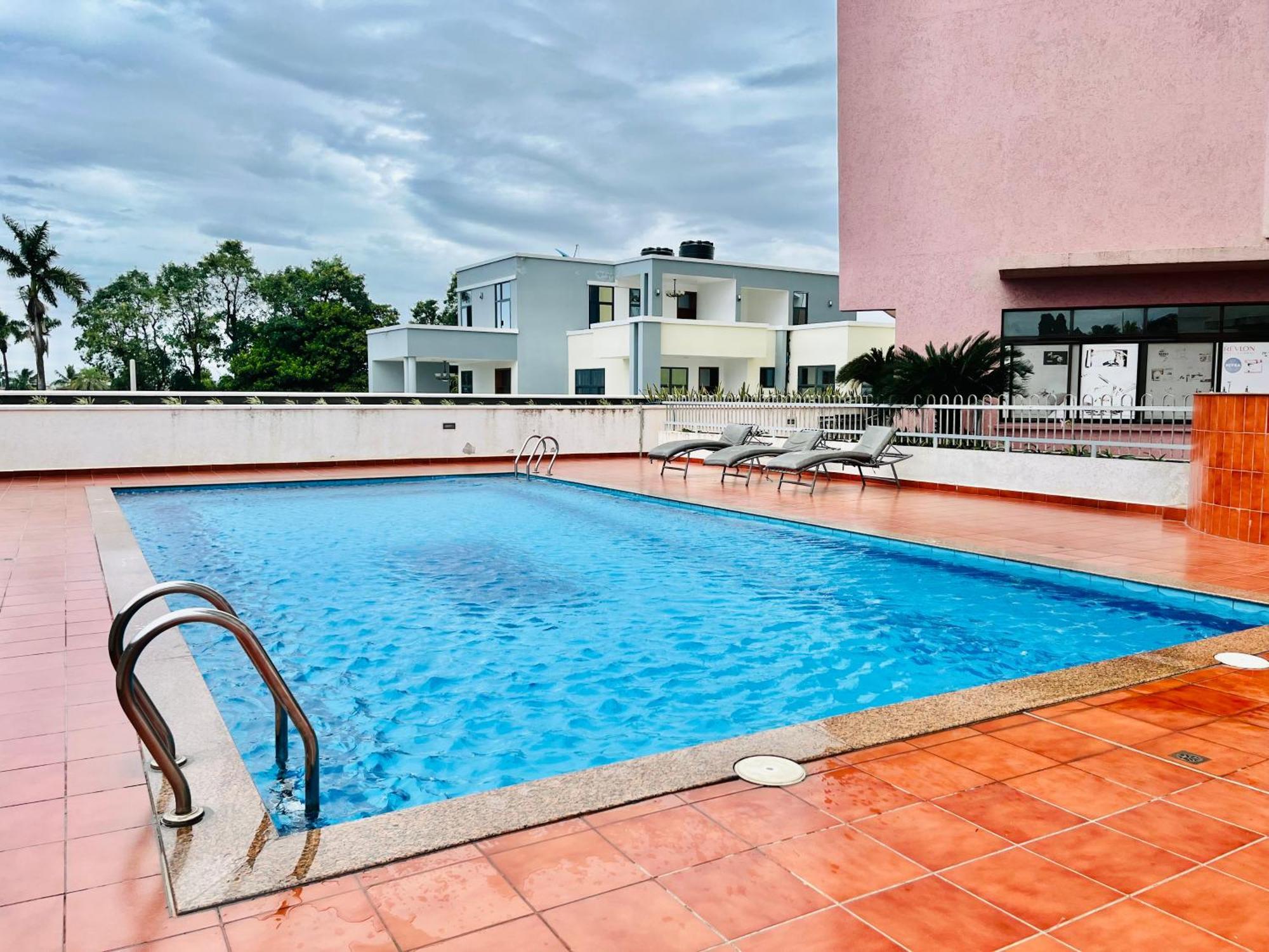Coastalhome 75Inch Tv 5Min Drive To The City & Beach 达累斯萨拉姆 外观 照片