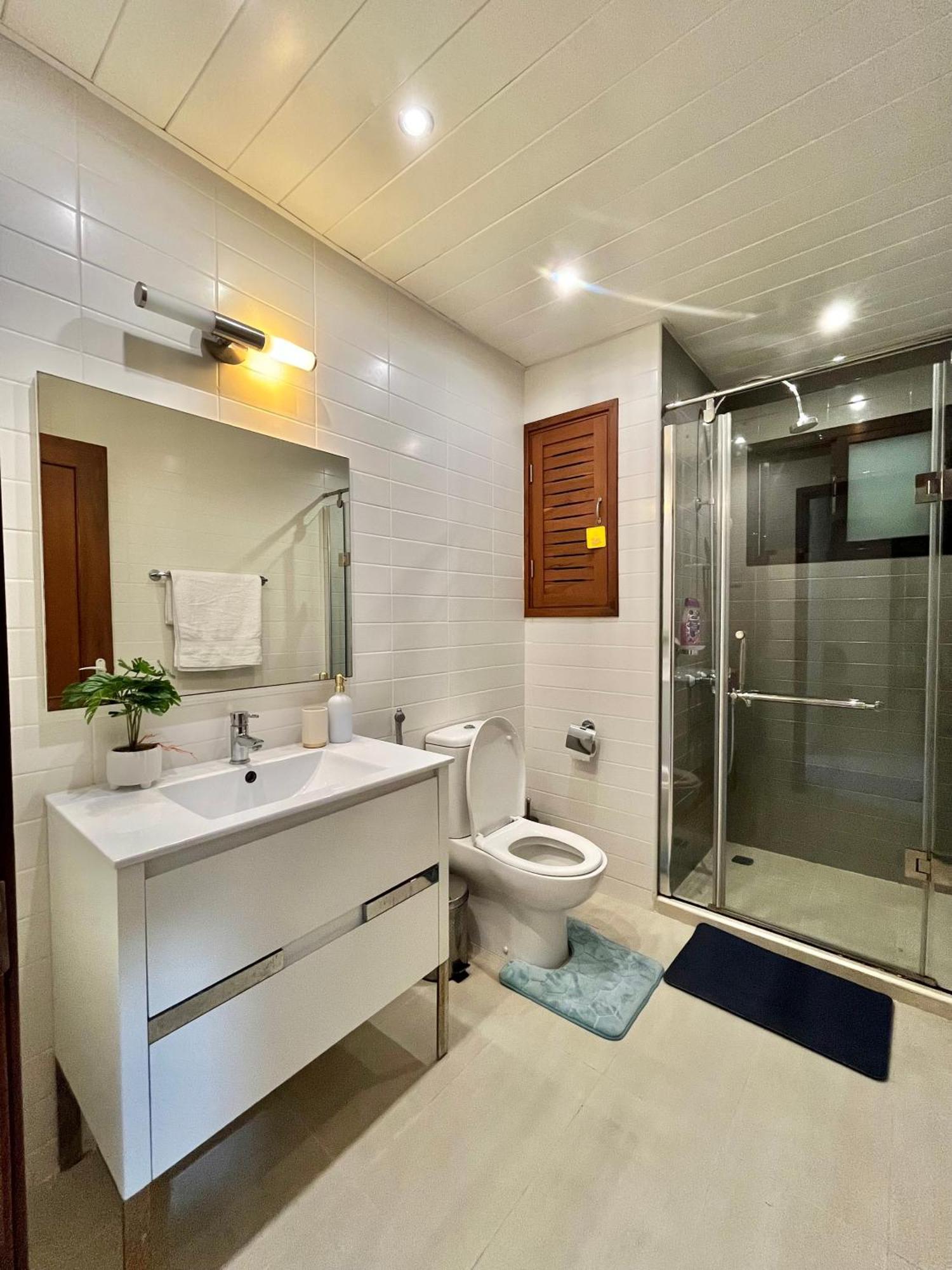 Coastalhome 75Inch Tv 5Min Drive To The City & Beach 达累斯萨拉姆 外观 照片