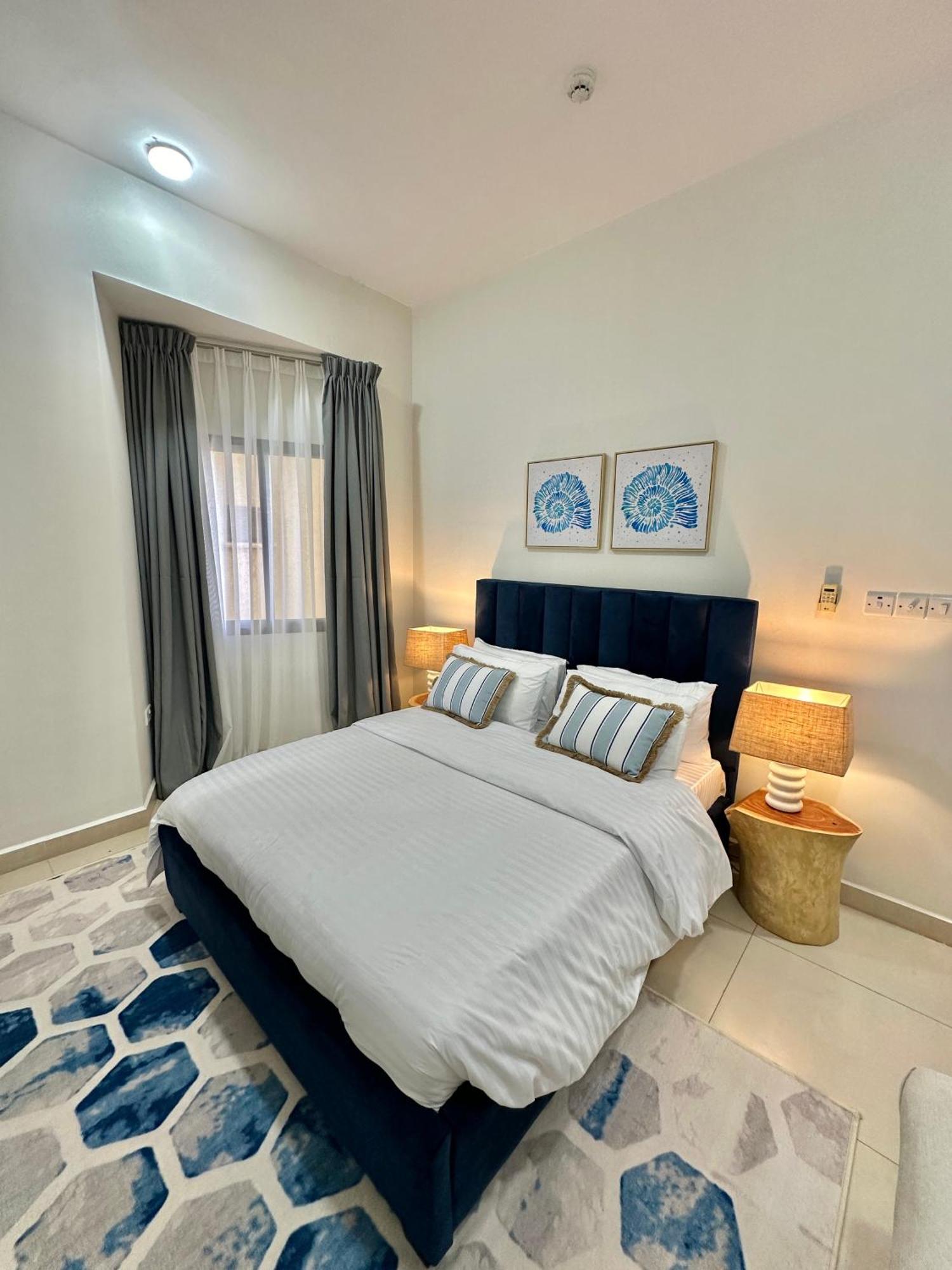 Coastalhome 75Inch Tv 5Min Drive To The City & Beach 达累斯萨拉姆 外观 照片